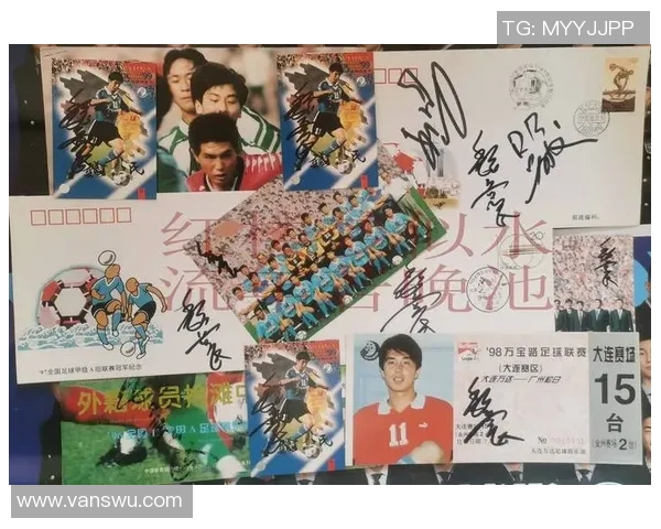 足球球星贴纸包惊喜来袭集结全球传奇人物与明星球员的珍藏之选